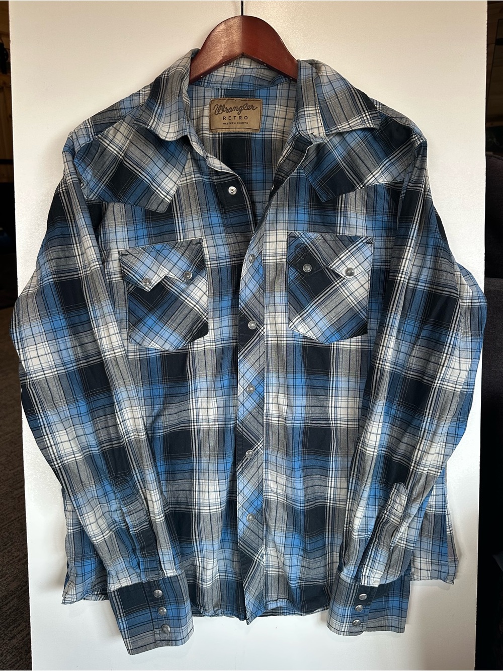Wrangler Retro Men's Brown and Blue Plaid Button-Down Western 2 Pack - Picture 2 of 16